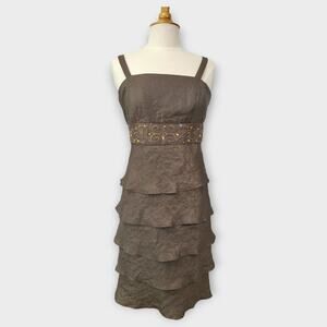 R&M Collection Dress Womens Size 10P Taupe Bronze Tiered Empire Waist Short